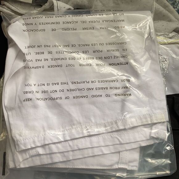 NWT 🍎 DKNY SHORT size 12 - Picture 8 of 9